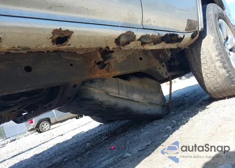 2000 Toyota 4Runner Sr5 V6 from USA, damaged, VIN JT3HN86R5Y0287974